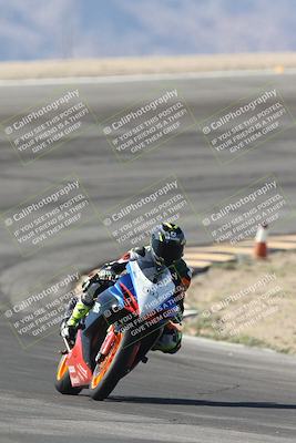 media/Oct-30-2025-Racers Edge (Thu) [[dabbdaf680]]/3-B Group/Session 2 (Bowl Exit)/